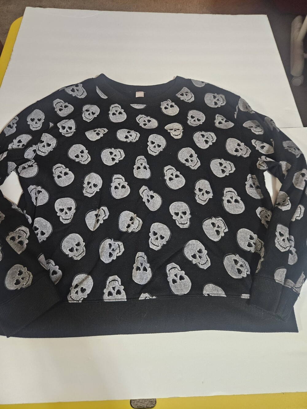 No Boundaries Skull Sweatshirt 15-17
